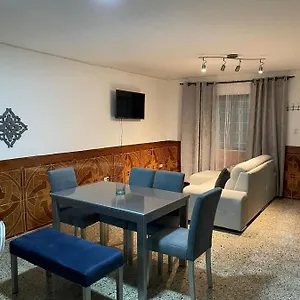 casa-al-frente-del-pueblito-paisa.colombiamedellinhotels.com/